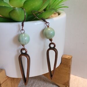 Unknown‎ Brand Elegant Green and Copper Dangle Earrings Pre-Owned Ladies Fashion